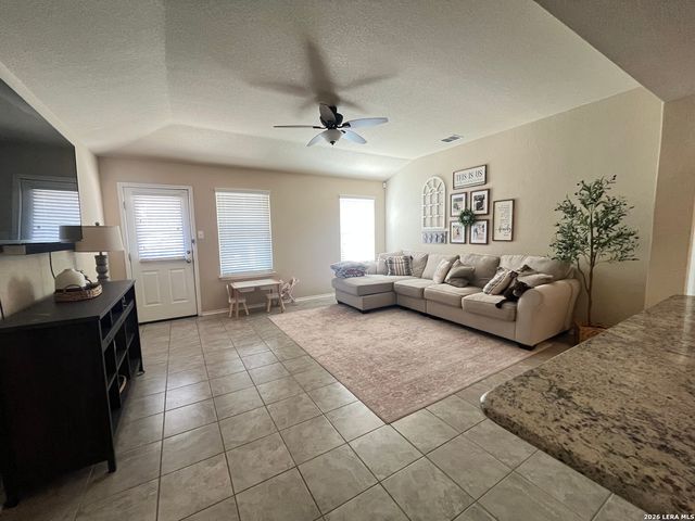 8919 BOWEN BR, San Antonio, TX 78254