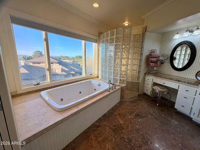 3129 E San Juan Avenue, Phoenix, AZ 85016