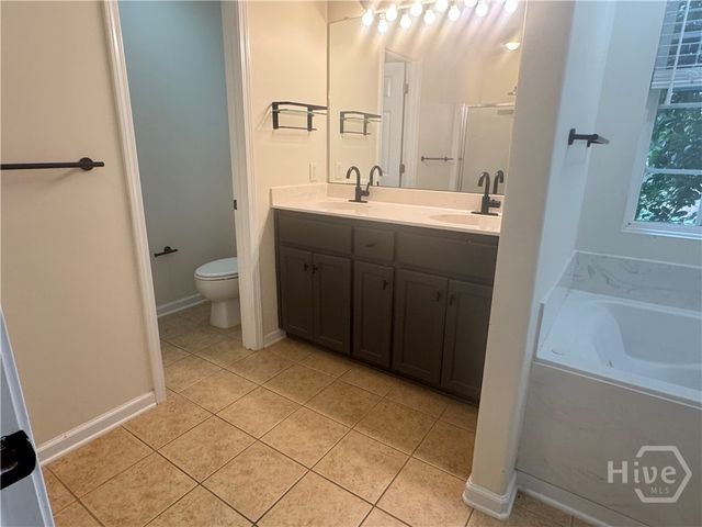 75 Oak Ridge Circle, Richmond Hill, GA 31324