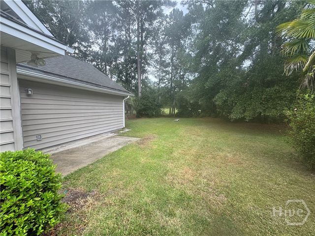 75 Oak Ridge Circle, Richmond Hill, GA 31324