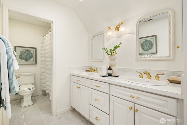 26207 NE 34th Street, Redmond, WA 98053