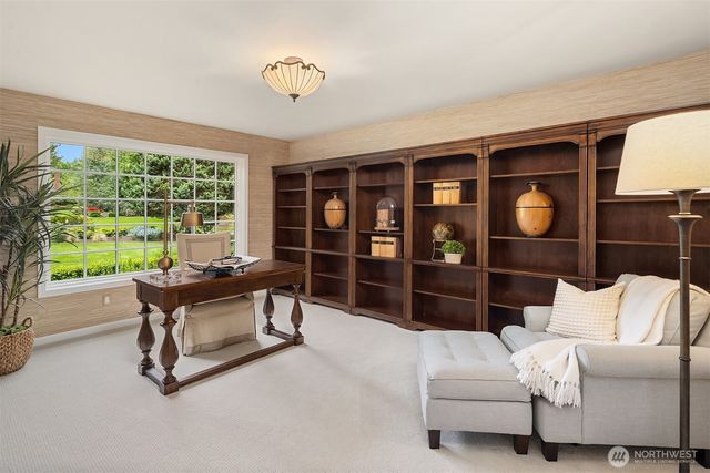 26207 NE 34th Street, Redmond, WA 98053