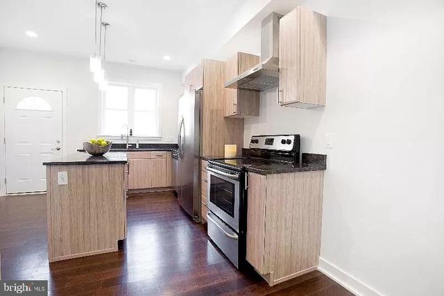 2989 LIVINGSTON ST, Philadelphia, PA 19134