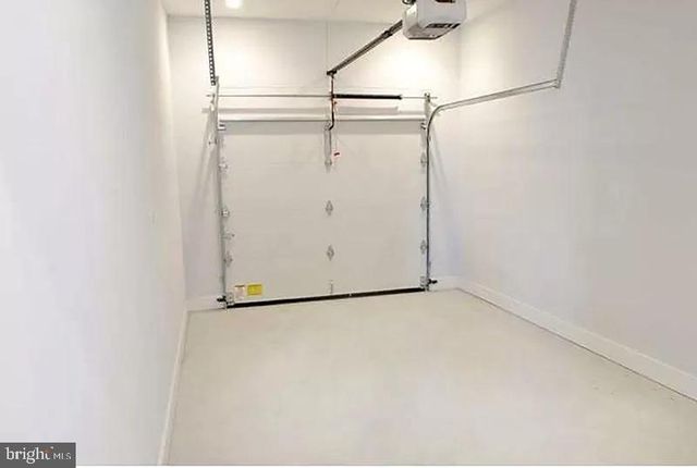 2989 LIVINGSTON ST, Philadelphia, PA 19134