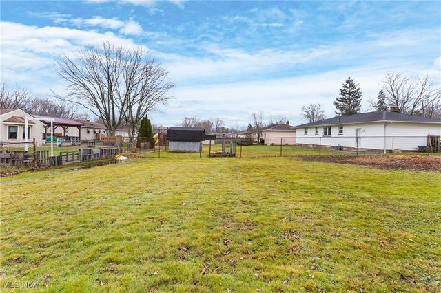 4314 Kerrybrook Drive, Youngstown, OH 44511