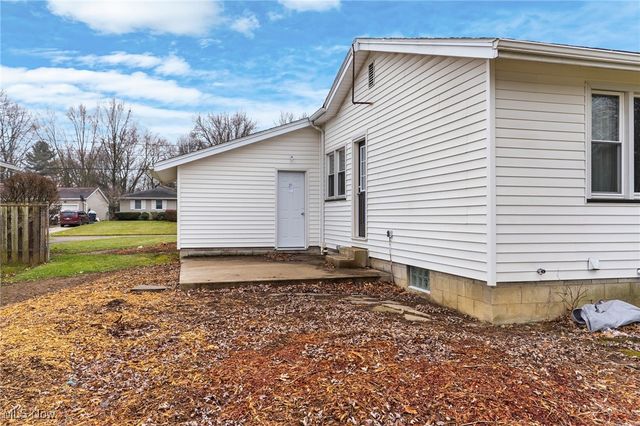 4314 Kerrybrook Drive, Youngstown, OH 44511