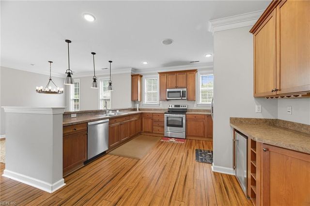 5229 Ordsall PL, Virginia Beach, VA 23455