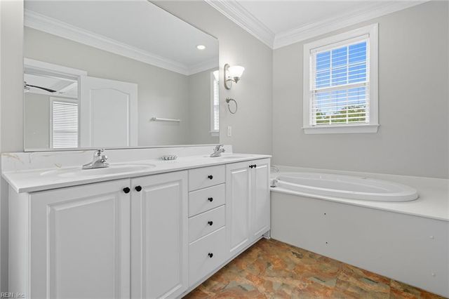 5229 Ordsall PL, Virginia Beach, VA 23455