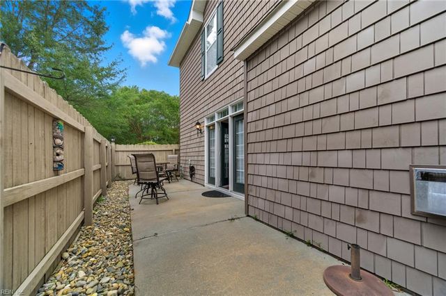 5229 Ordsall PL, Virginia Beach, VA 23455