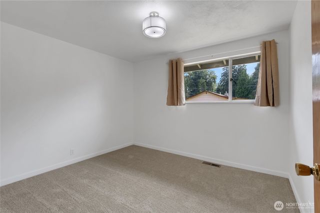 2707 T Street SE, Auburn, WA 98002