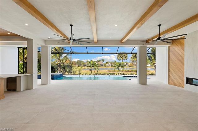 2309 Anthony CT, Naples, FL 34109