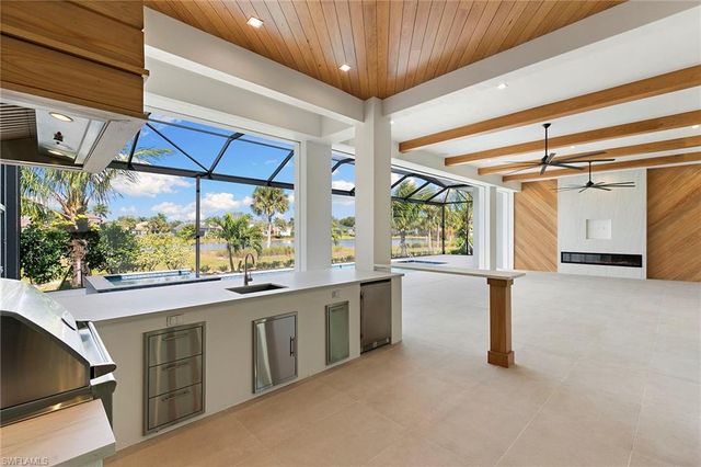 2309 Anthony CT, Naples, FL 34109