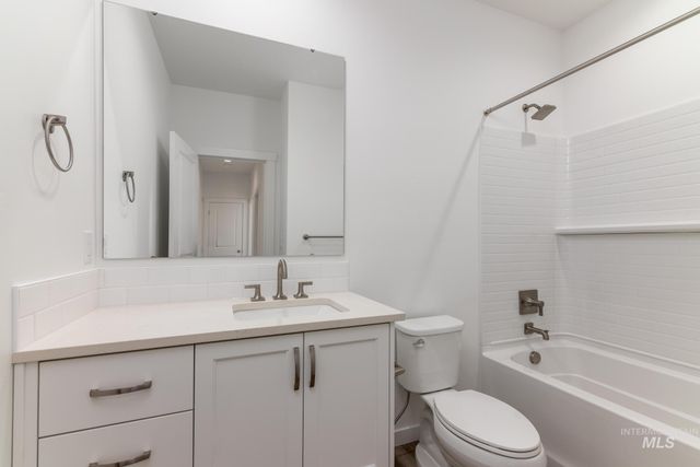 1667 W Arya St, Kuna, ID 83634