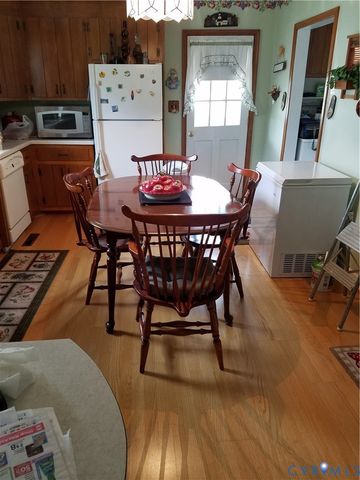 5114 Hickory Rd, South Chesterfield, VA 23803