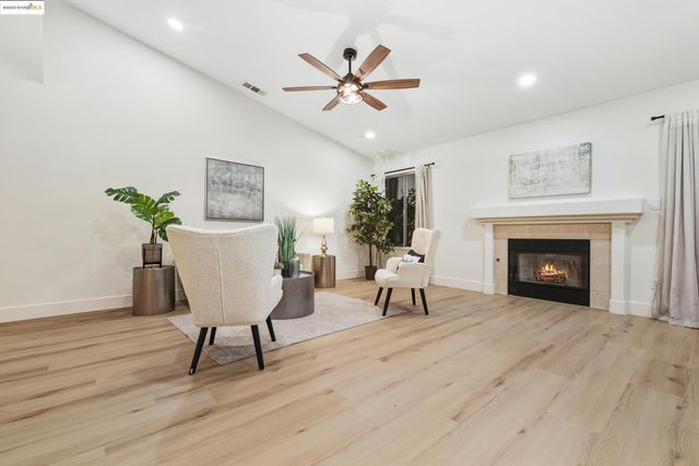 5213 San Paulo Dr, Salida, CA 95368