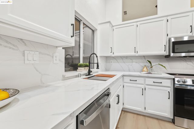 5213 San Paulo Dr, Salida, CA 95368