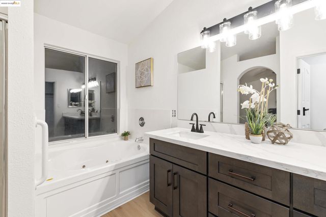 5213 San Paulo Dr, Salida, CA 95368