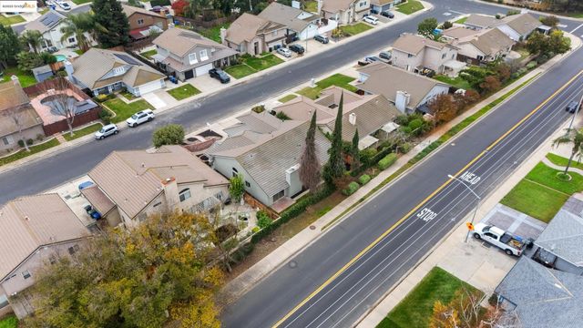 5213 San Paulo Dr, Salida, CA 95368