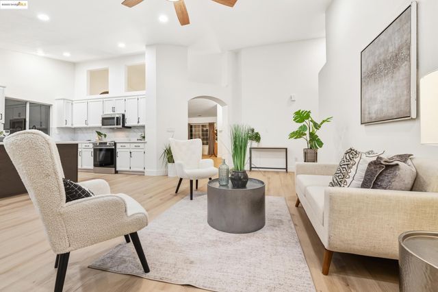 5213 San Paulo Dr, Salida, CA 95368