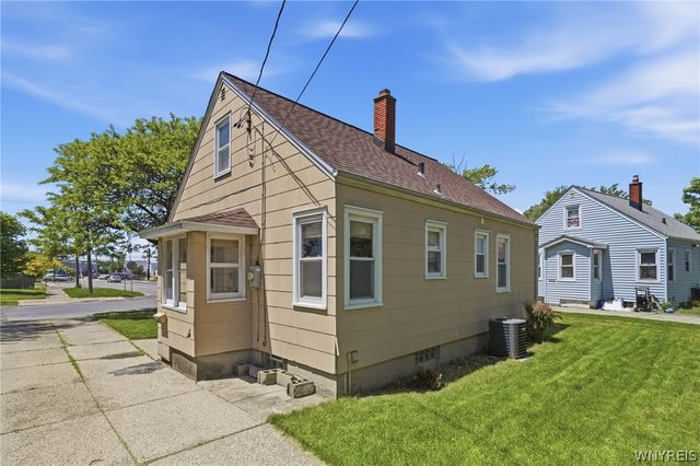 69 Lepeirs Drive, Tonawanda, NY 14150