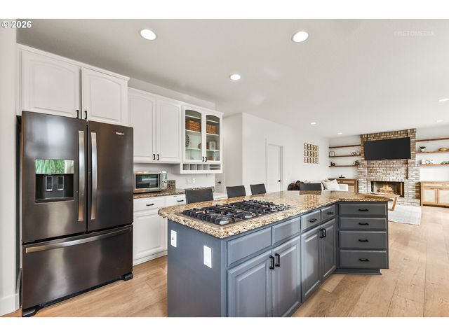 21390 HORTON Ct, West Linn, OR 97068