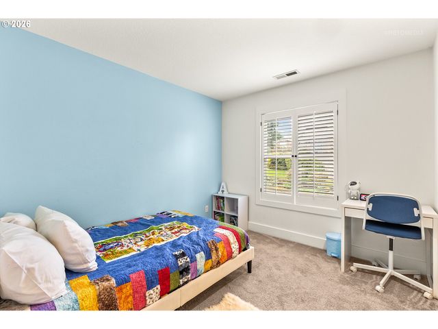 21390 HORTON Ct, West Linn, OR 97068