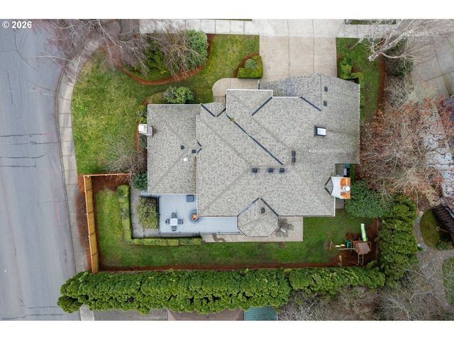 21390 HORTON Ct, West Linn, OR 97068