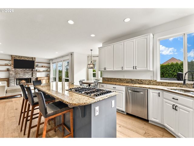 21390 HORTON Ct, West Linn, OR 97068