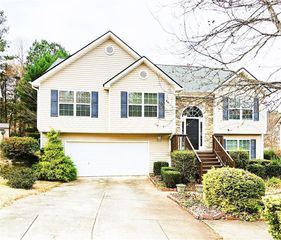 4353 Flat Stone Lane, Snellville, GA 30039