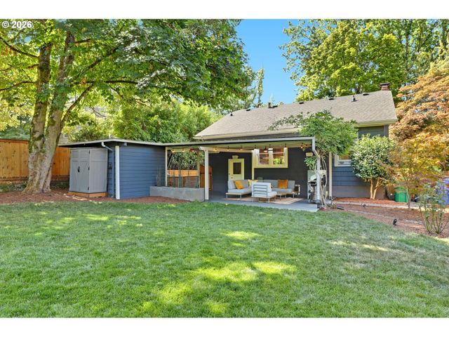 1106 Ne 33RD Ave, Portland, OR 97232