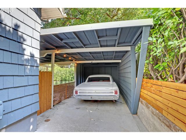 1106 Ne 33RD Ave, Portland, OR 97232