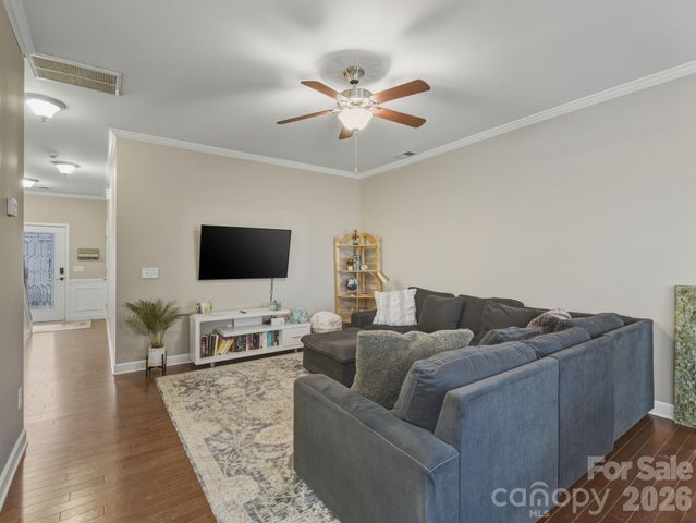 4648 Craigmoss Lane, Charlotte, NC 28278