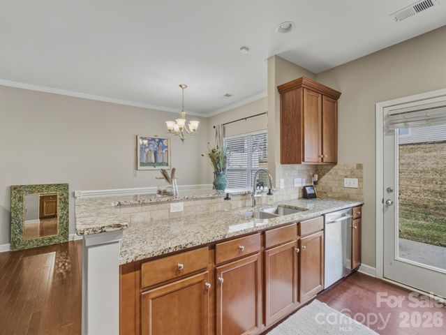 4648 Craigmoss Lane, Charlotte, NC 28278