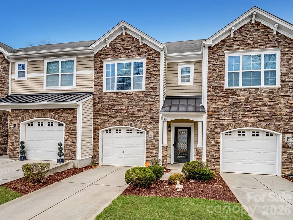 4648 Craigmoss Lane, Charlotte, NC 28278