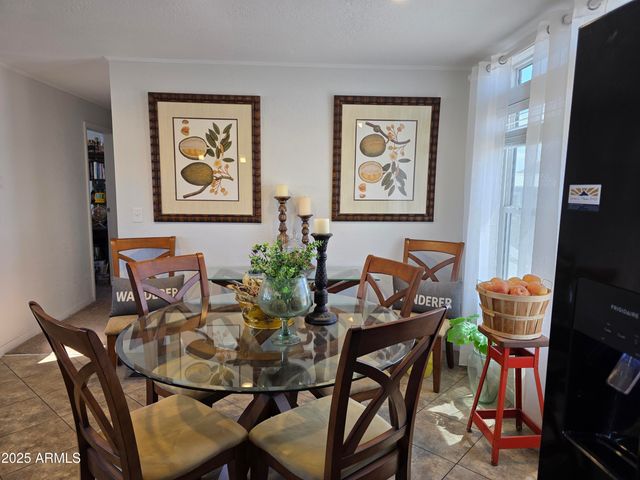 4143 W SUNSET Drive W, New River, AZ 85087