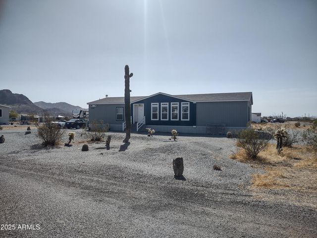 4143 W SUNSET Drive W, New River, AZ 85087