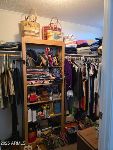 4143 W SUNSET Drive W, New River, AZ 85087