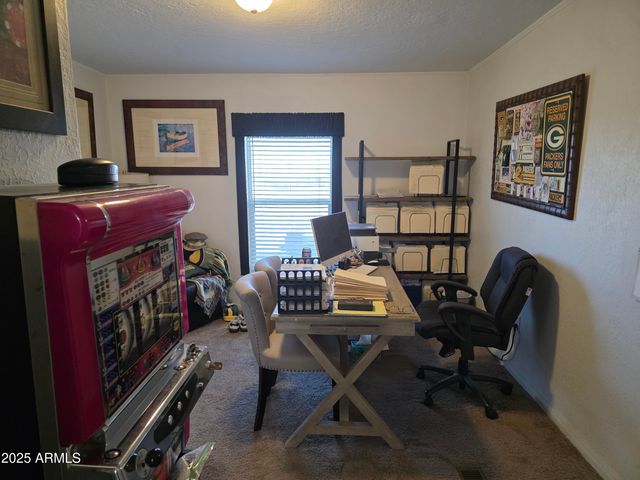 4143 W SUNSET Drive W, New River, AZ 85087