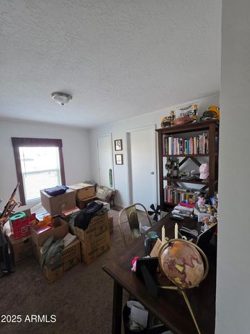 4143 W SUNSET Drive W, New River, AZ 85087