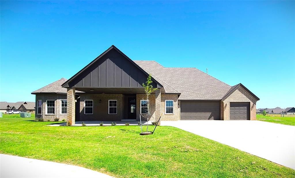 109 Tralee Court, Yukon, OK 73099