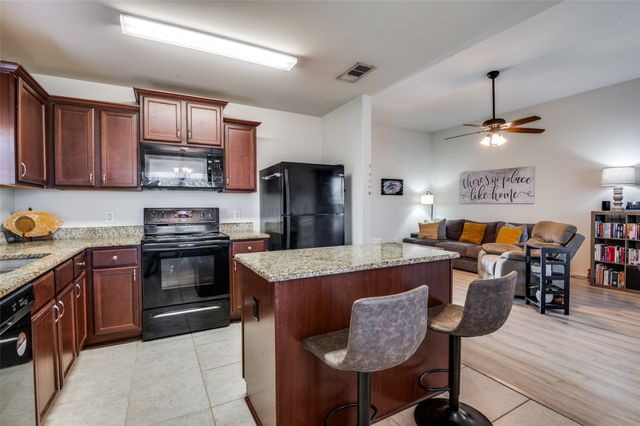 113 Rushmore Lane, Venus, TX 76084