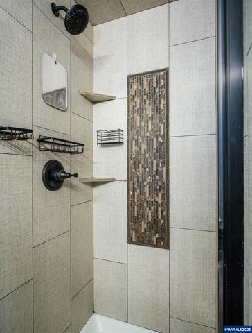 5675 Buttonwood Ct SE, Salem, OR 97306