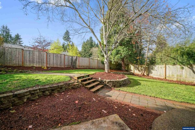 5675 Buttonwood Ct SE, Salem, OR 97306