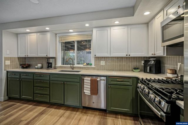 5675 Buttonwood Ct SE, Salem, OR 97306