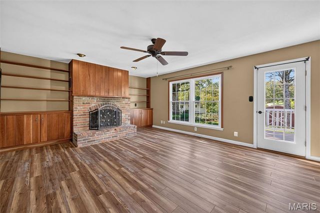 2913 Cypress Drive, St Charles, MO 63301