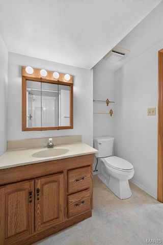 2913 Cypress Drive, St Charles, MO 63301