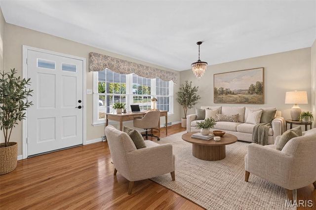 2913 Cypress Drive, St Charles, MO 63301