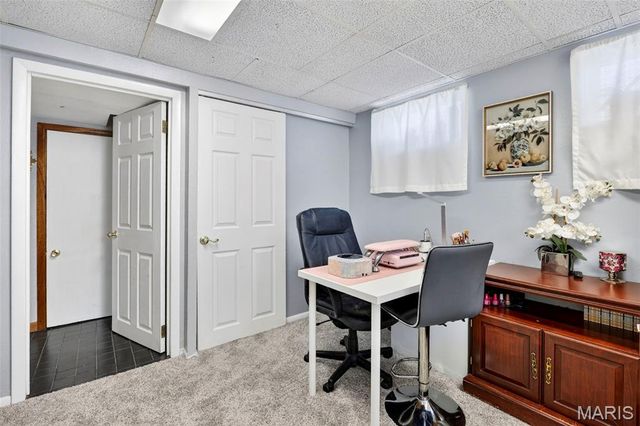 16 Tamma Lane, Hazelwood, MO 63042