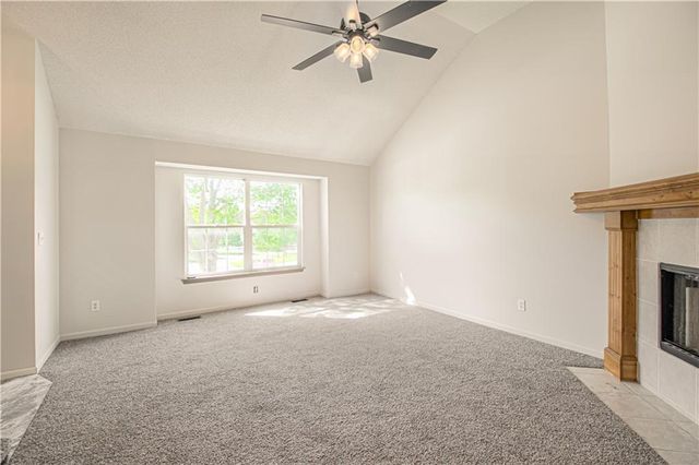 2521 NW Richard Street, Blue Springs, MO 64015