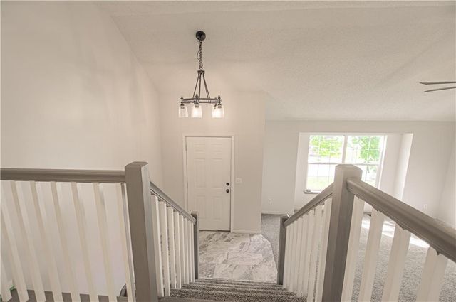 2521 NW Richard Street, Blue Springs, MO 64015